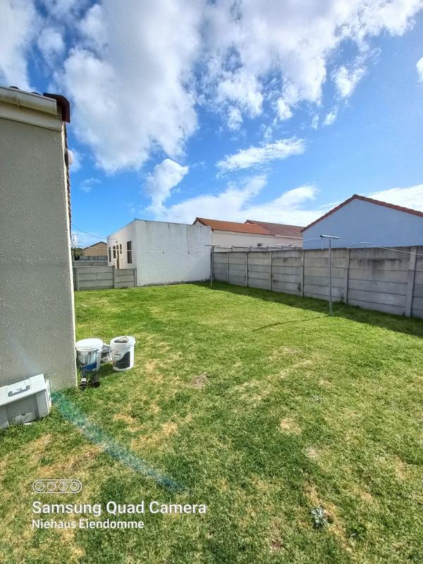 3 Bedroom Property for Sale in Broadlands Village Western Cape